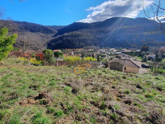 St Affrique, a vendre, terrain à bâtir