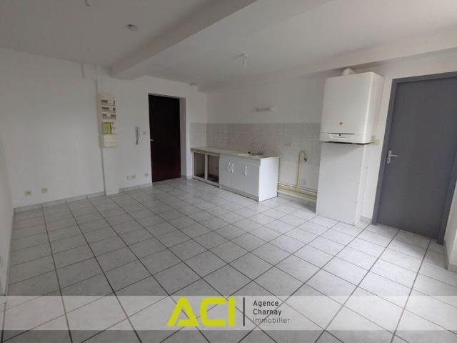 ST ALBAIN – T2 RDC – ENTIEREMENT REPEINT