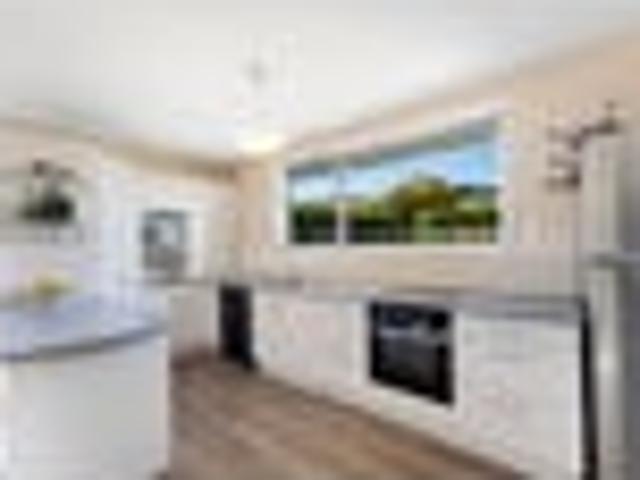 St. Albans, 3 bedrooms, $695 pw