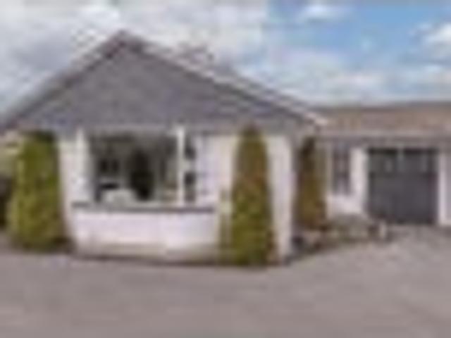 St. Albans, 2 bedrooms, $795 pw