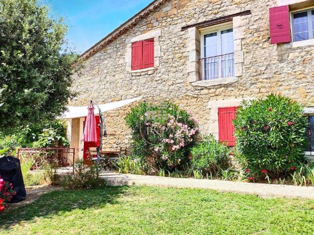 Propriété XIXᵉ 5 ch Piscine, garage et dépendances 3 ch
