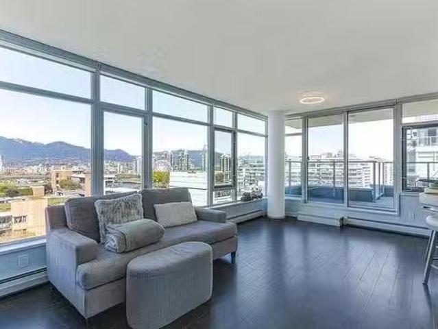 St Avenue W, Vancouver, BC, V5Y 0H5 Single Family Property F.