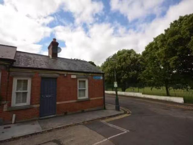 St. Broc`s Cottages, Donnybrook, Dublin 4 is for rent