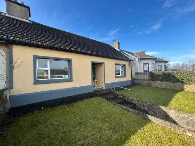 St. Bridget`s, Clare Road, Ennis, Co. Clare, V95RHX7 is for sale