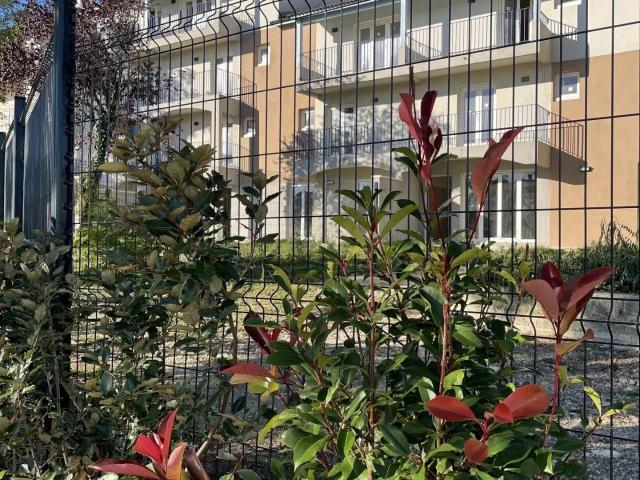 ST CHRISTOL 84 Appartements à restaurer 3 pièces, 63 m²