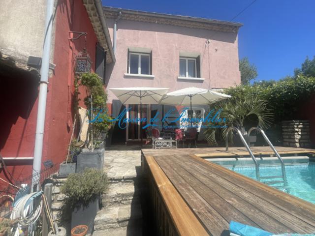 ST CHRISTOL LES ALES, maison en pierres F5 avec dépendances
