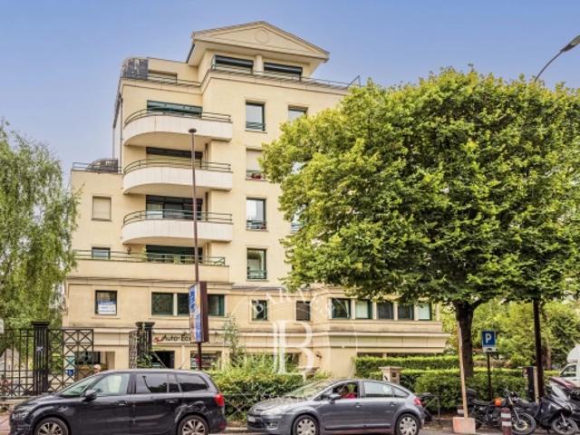 ST CLOUD, appartement à vendre, 5 pièces, 146 m²