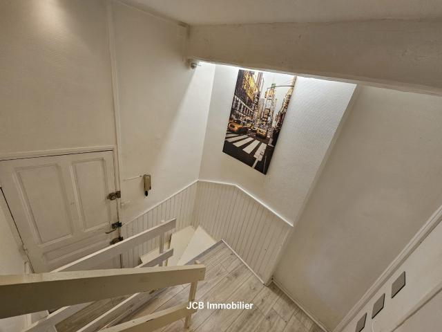ST CYPRIEN, Place du Ravelin Appartement T1 meublé rénové