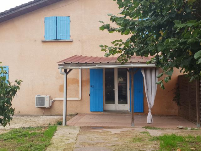 ST DENIS DE PILE MAISON T4 AVEC JARDIN