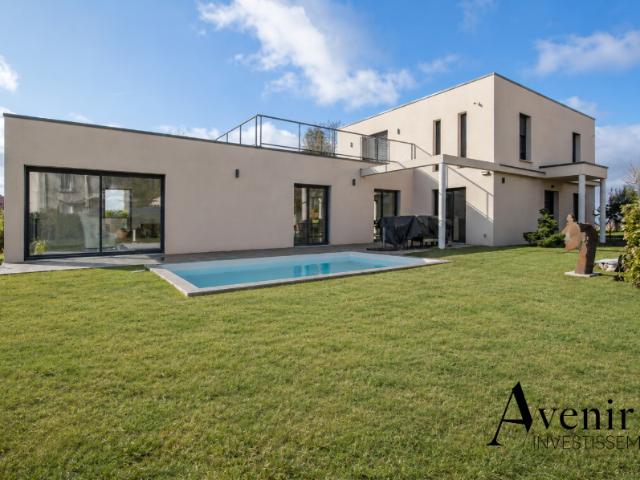 ST DIDIER MAISON MEUBLEE 6 PIECES 213 m2 GARAGE PISCINE St didier au mont d or
