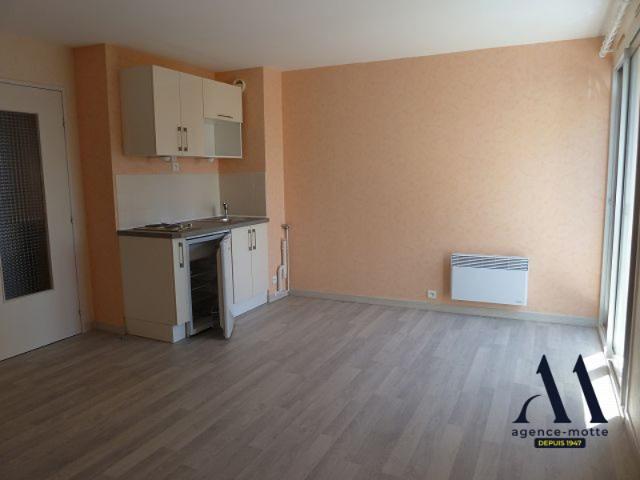 ST ELOI TRES PROCHE HYPER CENTRE