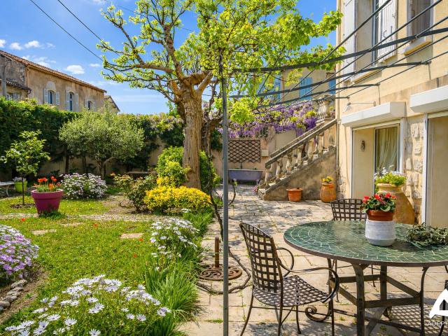 ST Giniez, Parc Borely, MAISON 189M2, 5/6 chambres, JARDIN, plein sud et garage