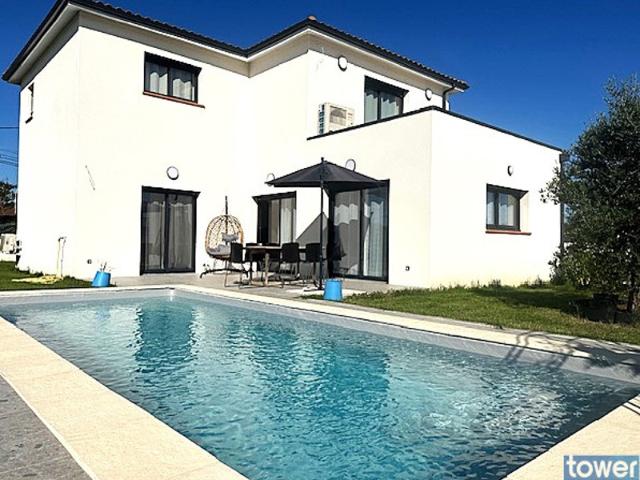 ST HILAIRE à 5 mn de Muret Maison Contemporaine en T5 Récent