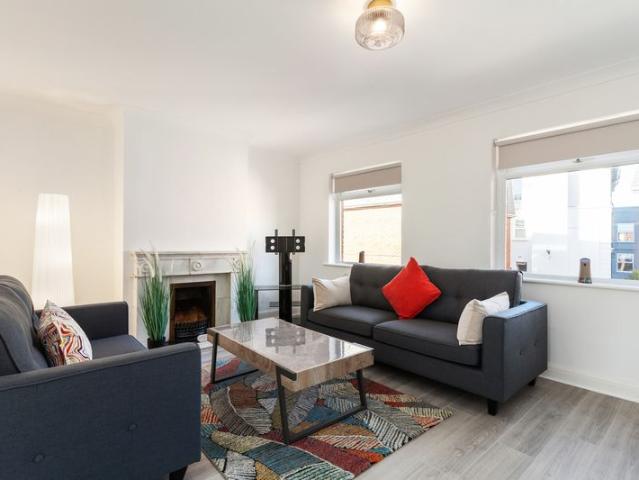 St James, Hollybrook Road, Clontarf, D03 R660