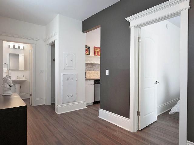St. James Park Block 1 Bedroom Apartment for Rent at 233 Beverley St, Winnipeg, MB R3G 1T6 Saint Matthews