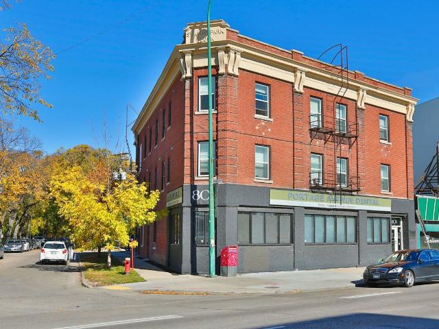 St. James Park Block 2 Bedroom Apartment for Rent at 233 Beverley St, Winnipeg, MB R3G 1T6 Saint Matthews