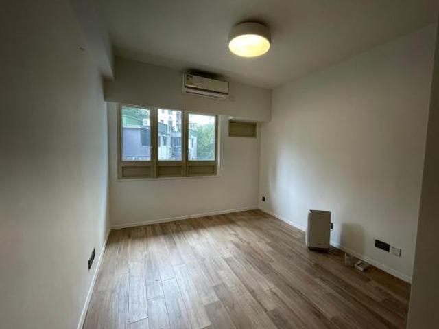 ST. JOAN COURT 勝宗大廈