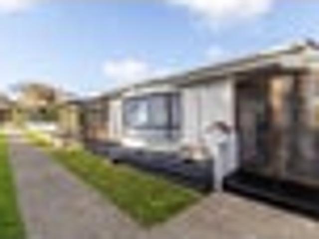 St Johns Hill sophistication – style and space