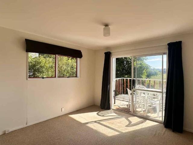 ST JOHNS HILL 2 BEDROOMS