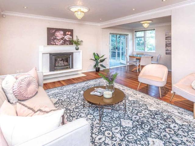 ST JOHNS HILL 3 BEDROOMS