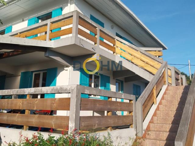 St Joseph TRES GRANDE MAISON F8 avec fort potentiel sur 976m