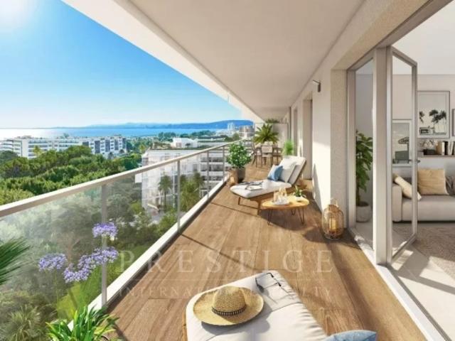 St Laurent du Var, 4 pièces vue mer, terrasse et 3 parkings, piscine
