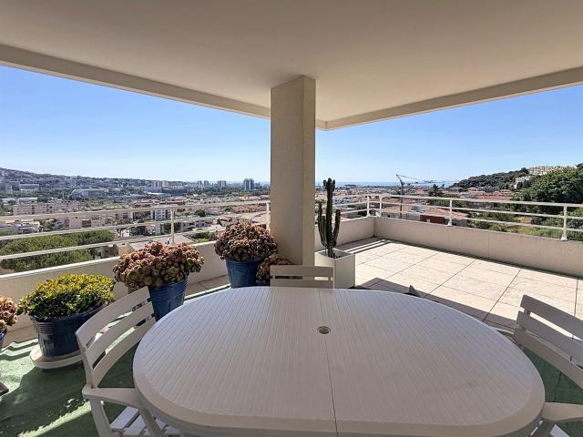 St Laurent du Var, dernier étage, vue mer panoramique, terra. 107m² Saint Laurent du Var