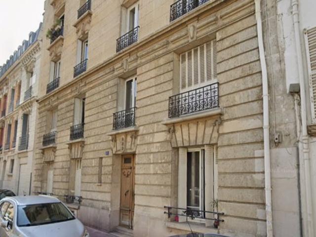 ST MANDE Av Alphand Appartement 2 pièces au 3o étage