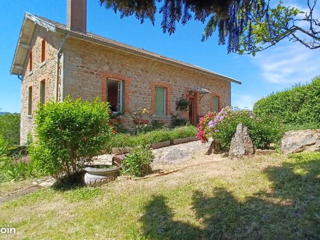 St MARTIN EN HAUT MAISON EN PIERRE 1930 + DEPENDANCE 96m² sur 1200m² BEAU TERRAIN ARBORE