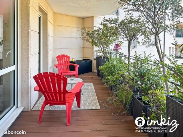 St Maurice T5 107 m² balcon terrasse 2 parkings
