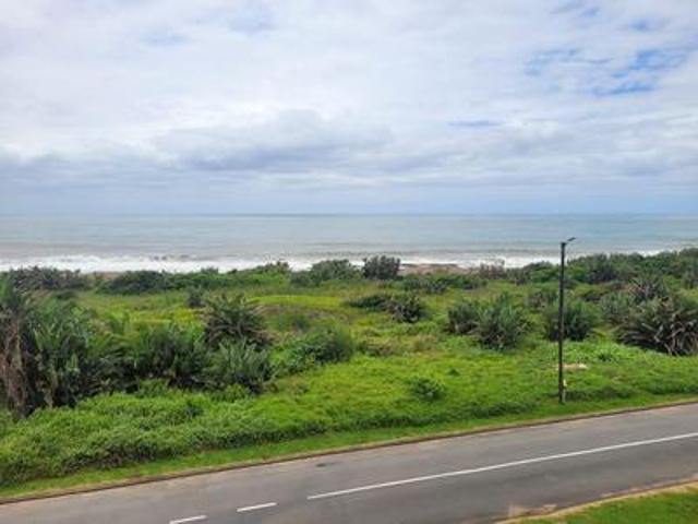 st. mikes beach 180 degree sea views.