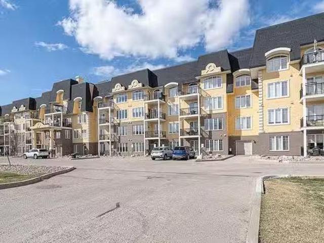 # St Nw, Edmonton, AB, T5P 0N3 condo for sale Listing ID E4.