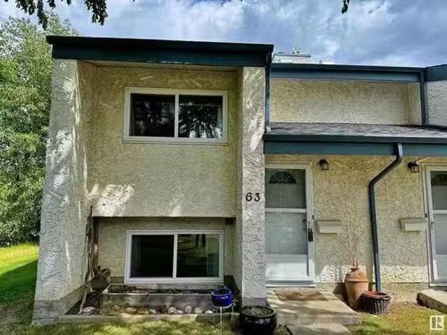 # St Nw, Edmonton, AB, T5T 3R4 townhouse for sale Listing I.