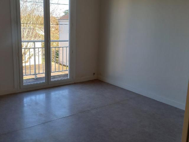 St Paterne Racan appartement T4