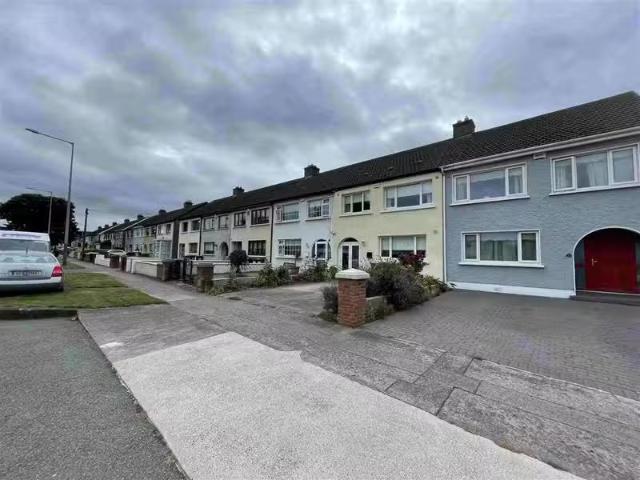 St Peters Road, Walkinstown, Dublin 12