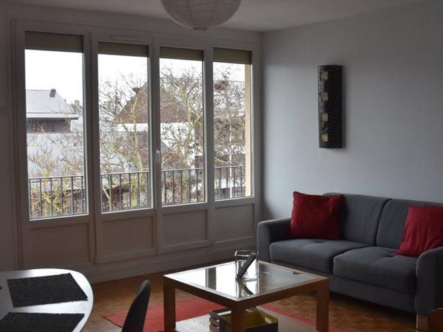 St Rémi Appartement 72 m2 refait à neuf
