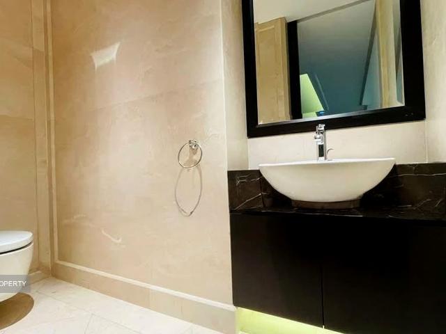 St. Regis Residences D10, Apartment