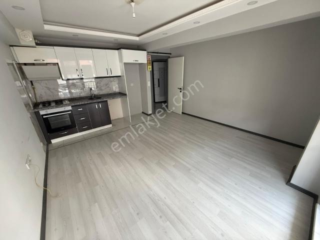 Stm Emlaktan 600 Evler Mh Kiralık 1+1 Daire