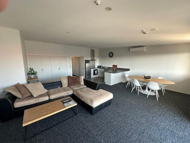 stoke, 2 bedrooms