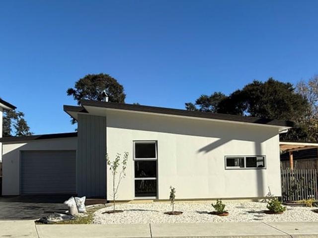 stoke, 2 bedrooms