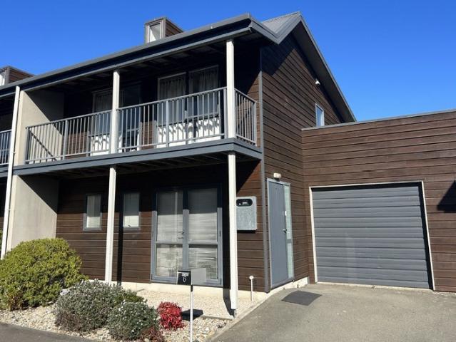 stoke, 3 bedrooms