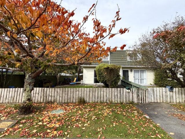 stokes valley, 2 bedrooms