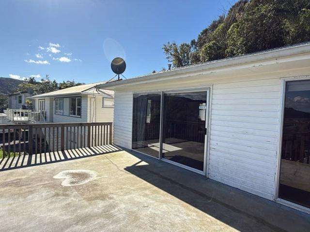 Stokes Valley, 4 bedrooms