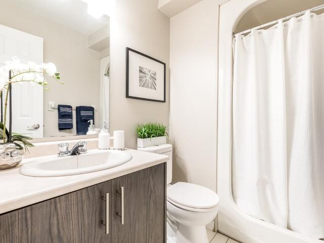 Stonehedge Towers 1 Bedroom Apartment for Rent at 619 William St, London, ON N6B 3P9 Downtown London