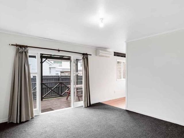Stones throw away from Waikato Hospital