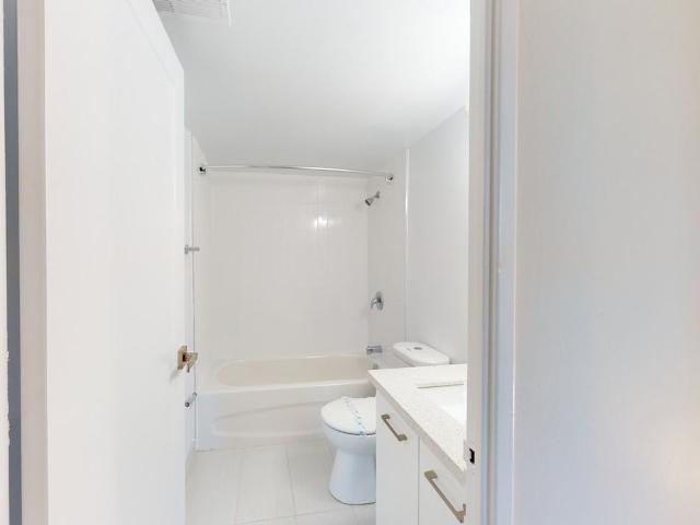 Stoney Creek 2 Bedroom Apartment for Rent at 40 Grandville Ave, Hamilton, ON L8E 1J7 Riverdale West