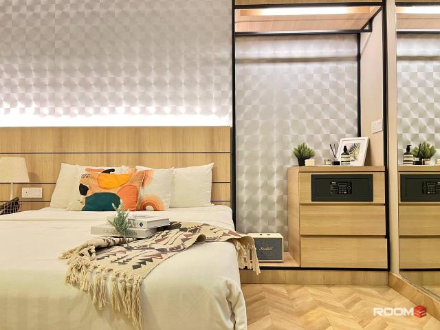 Stop Scroll Your Phone Don't Waste Your Time Find Room With Deposit Near To Mall