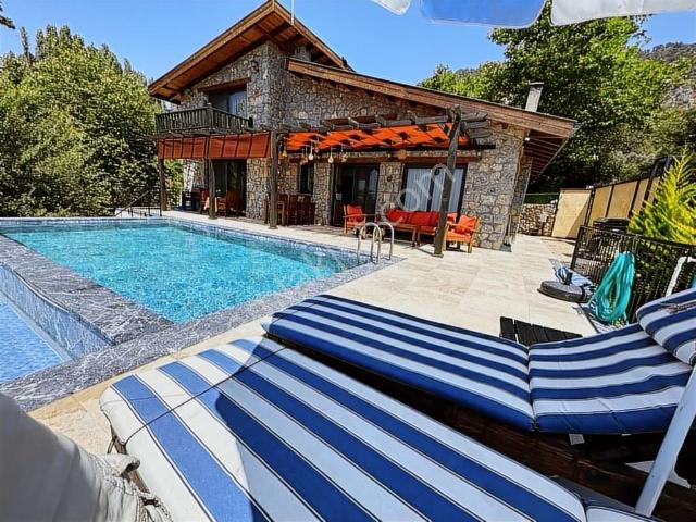 Stoptan Yakaköy 1323m² Arsa Paylı Deniz Ve Doğa Manzaralı 3+1