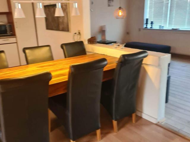 Stor overdækket terrasse
