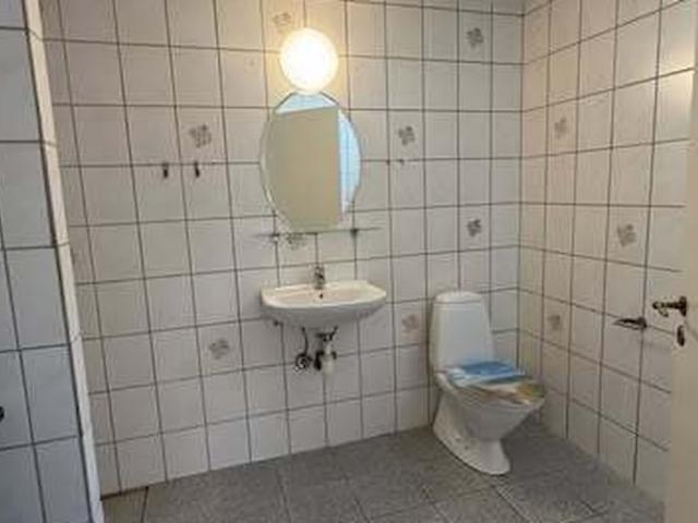 Stor og lys 3 værelses lejlighed i hjertet af Randers